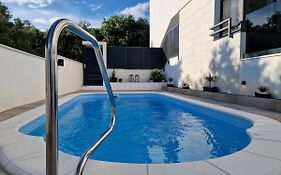Apartman Marcelina 1 With Private Pool