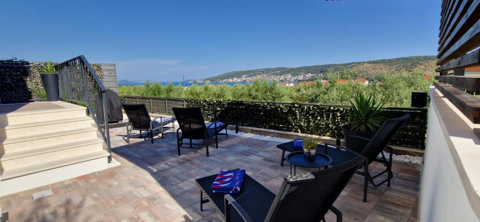 Apartman Marcelina 1 With Private Pool Trogir Zewnętrze zdjęcie